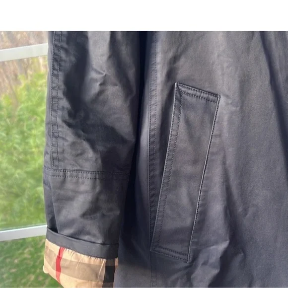 Burberry Navy Blue with Hood Weather-Resistant Design Coat